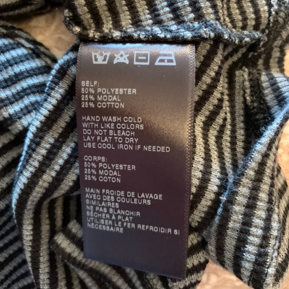 NWOT Cute Light Weight Crop Tank Top - Picture 4 of 4